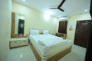 Deluxe Room - Hotel Kailasha Residency (Ranchi)