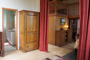 Interior - Apartment in the heart of the Parc Naturel des Causses Quercy. Pets welcome! (Cœur de Causse)