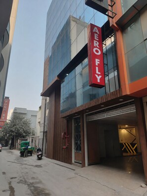Exterior - Hotel AeroFly By SS Group (New Delhi)