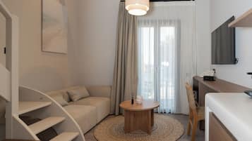 Deluxe-Suite, Balkon | Wohnbereich