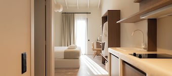 Ichos Apartments