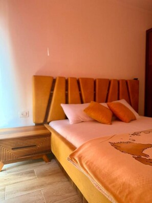 Room - Tranquil Family Room With Shared Pool (Lastva Grbaljska)