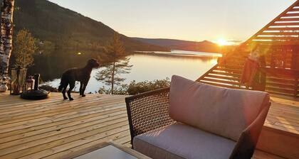 Grande cabane isolée avec spa et vue imprenable à Valdres