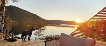 Large secluded cabin with spa and view in Valdres