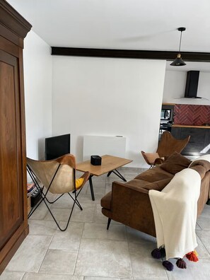 Living area - Vrbo Property (Rouffignac)