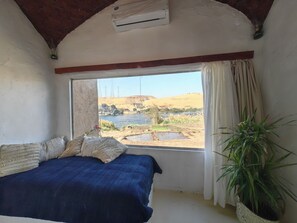 In-room safe, blackout drapes