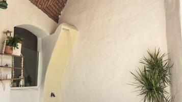 Suite familiar, vistas al río | Spa | Sauna, bañera de hidromasaje, baños de barro