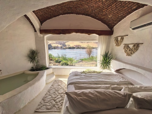 Nala Narty Nubian house and organic farm