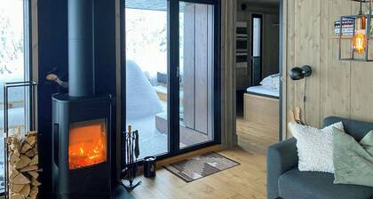Architect cabin with jacuzzi near Skeikampen