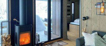 Architect cabin with jacuzzi near Skeikampen