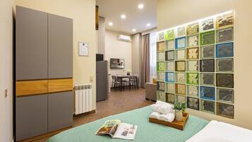 Economy Studio