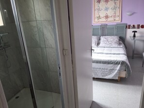Room - Vrbo Property (Ambrières-les-Vallées)