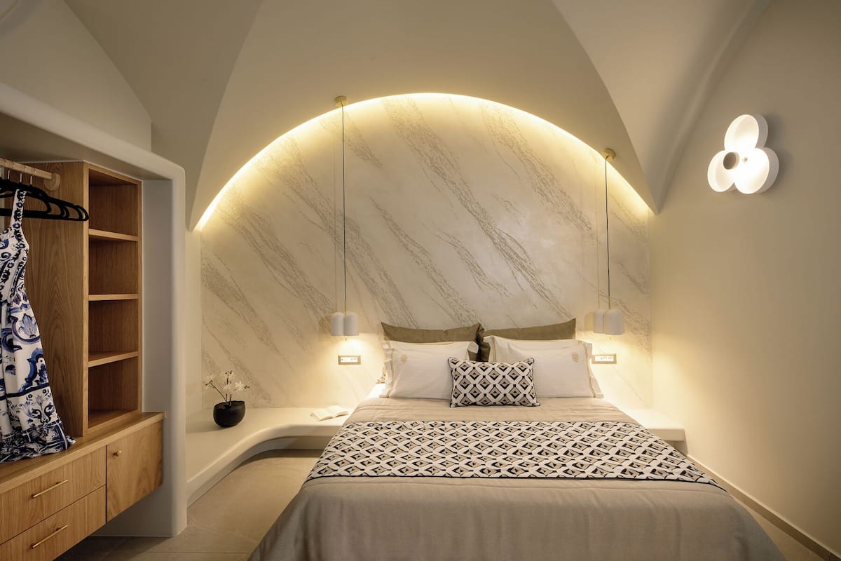 Superior Suite with Indoor Jetted Tub | In-room safe, blackout drapes, iron/ironing board, free WiFi