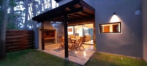 Apartment, Patio, Garden View | Outdoor dining - UNIDAD 2- Playa Bonita 100m playa (Mar Azul)