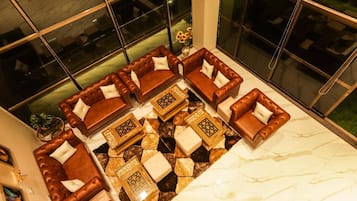 Bungalow, 6 slaapkamers, toegankelijk voor mindervaliden, privézwembad | Lounge