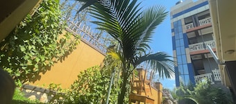 Lillian Imperial Country Hotel