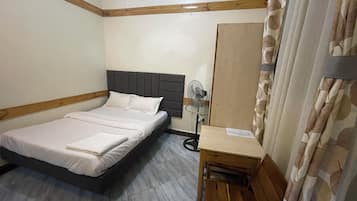 Economy Single Room, Courtyard View