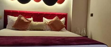 6 bedrooms