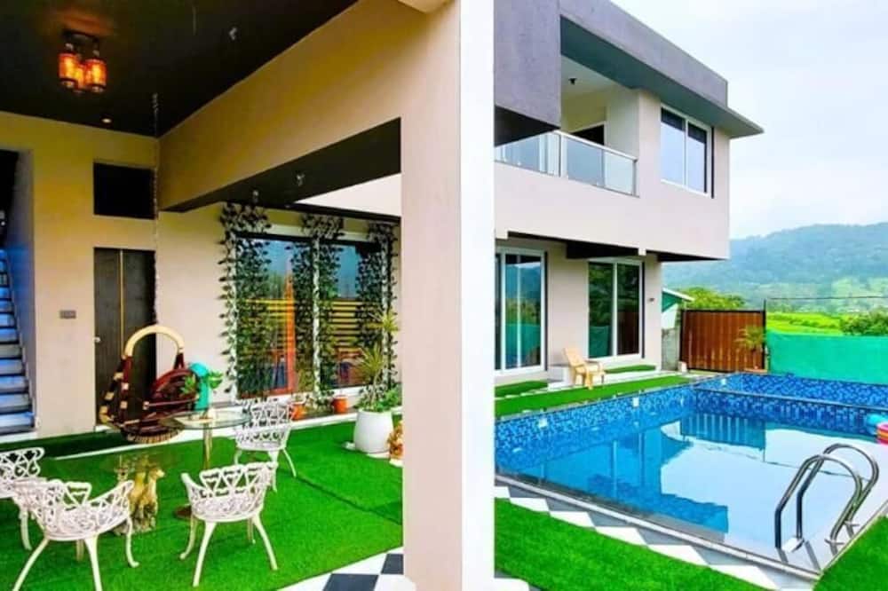 6bhk Radiant Villa
