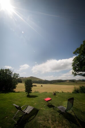 Property grounds - Suchasson: Exceptional Gîte in Ardèche (Sagnes-et-Goudoulet)