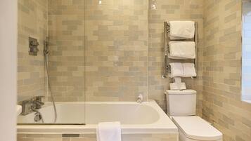 Departamento, patio | Baño