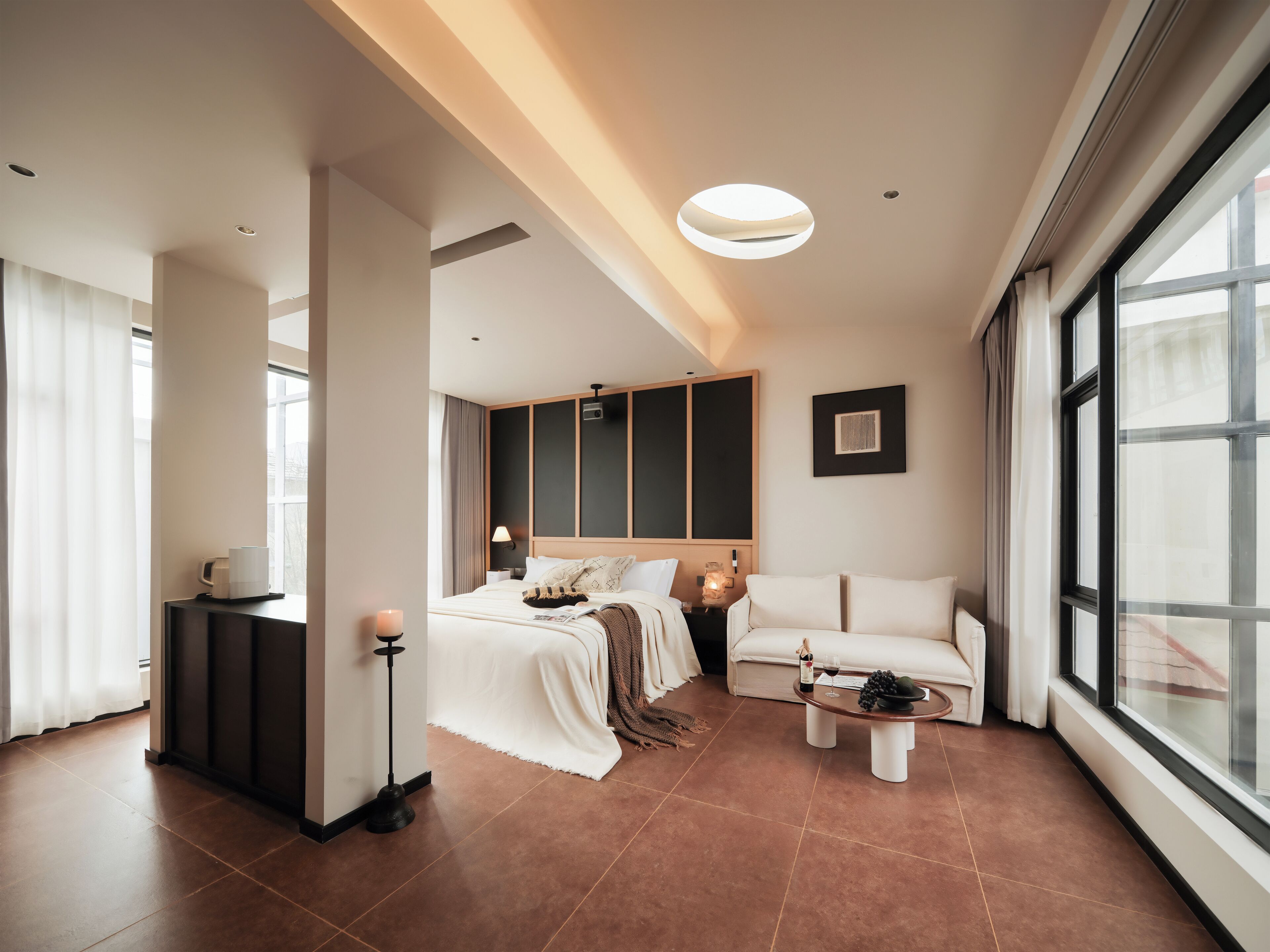 Quarto casal grand | Escrivaninha, espaço de trabalho para notebook, Wi-Fi de cortesia