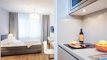 In-room safe, laptop workspace, soundproofing, free WiFi
