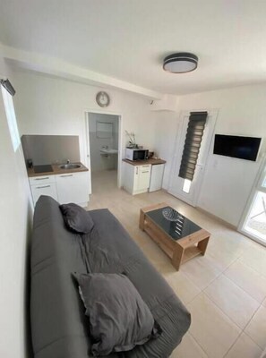 Room - Quiet studio 5 minutes from the beach (Royan)