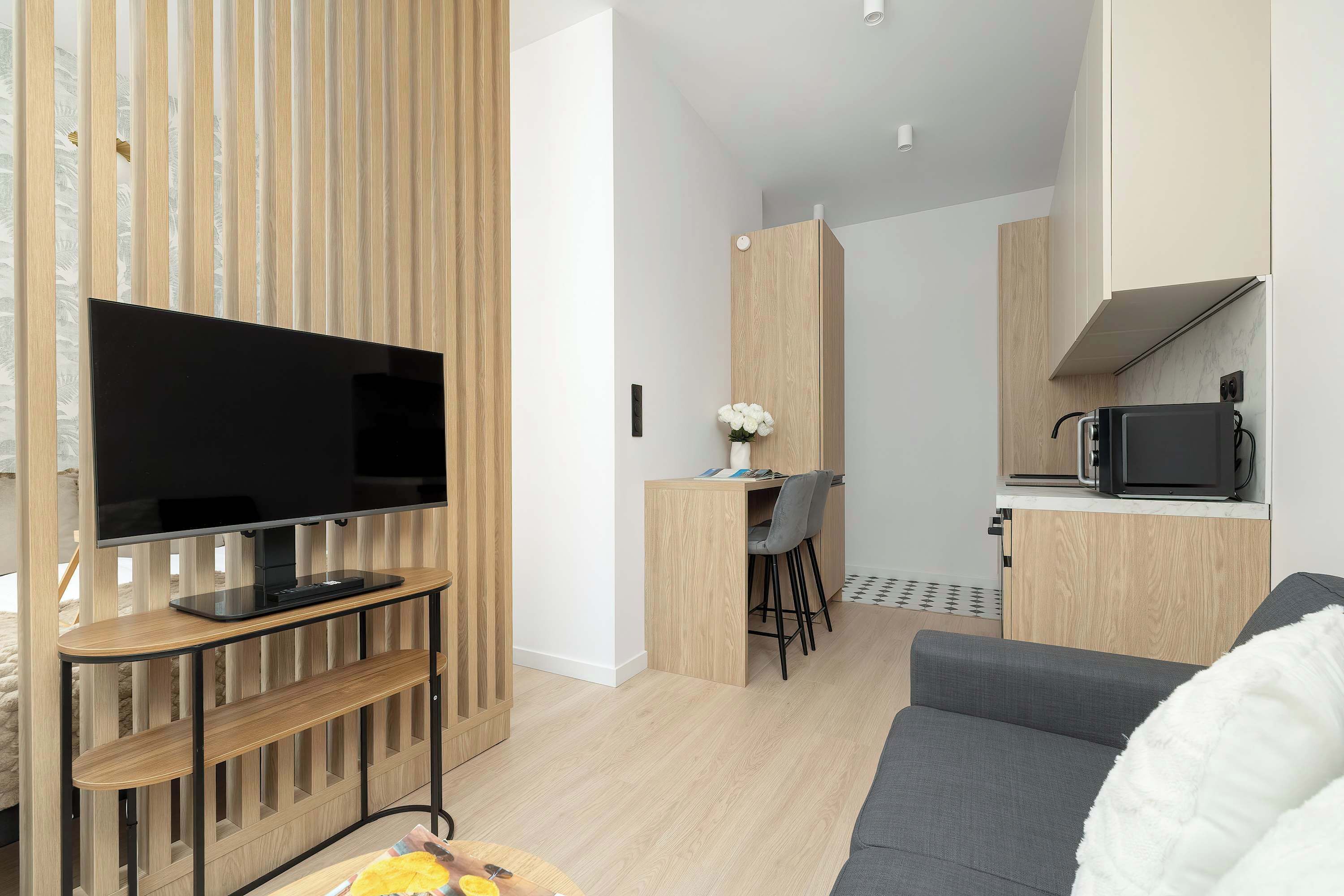 TV, offices