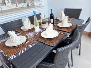 Dining - Chalet with Private Pool and Tranquility near La Barrosa (Chiclana de la Frontera)