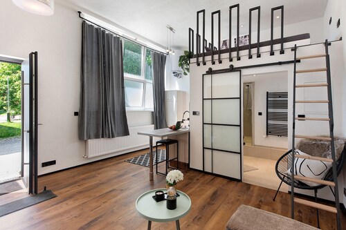 Apartment Myraybay in Seenähe mit WLAN und optionalem Badeplatz