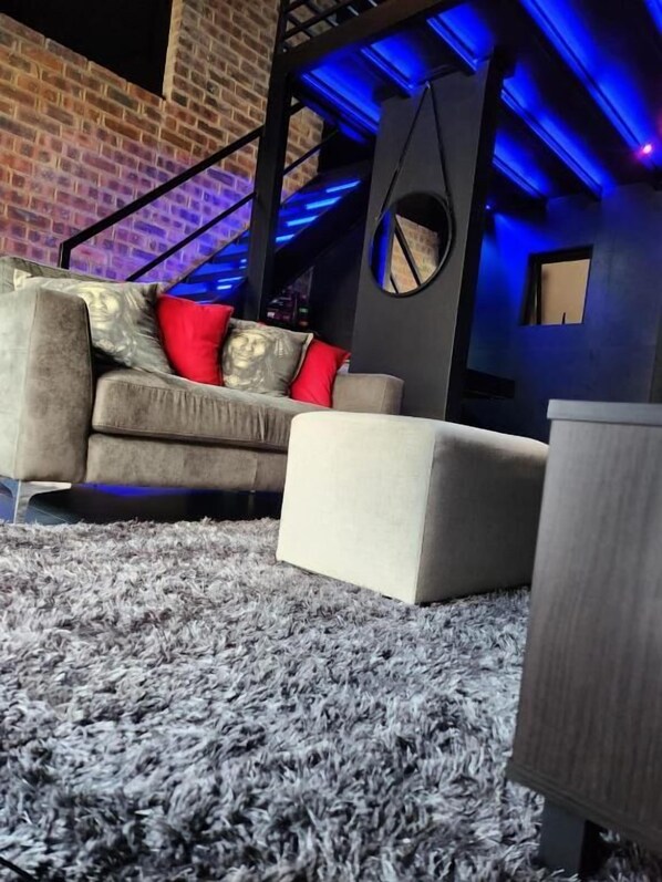 Room, 1 Bedroom | Interior