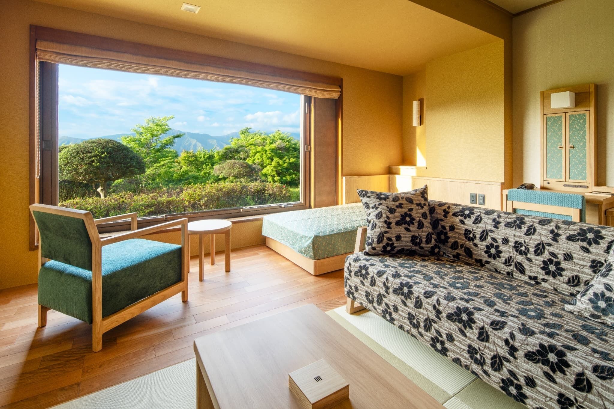 Japanese-style Triple Room | Living area