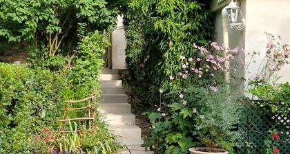 Chambres dâhĂŽtes Les Hauts De La avec terrasse partagĂ©e, Wi-Fi et climatisation