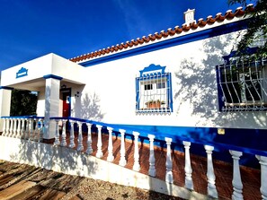 Exterior - Excellent villa with garden, excellent private pool for exclusive use, parking (algoz)