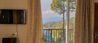 Elphinstone Inn