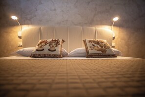 Appartamento, balcone, vista mare | Ferro/asse da stiro, Wi-Fi gratuito