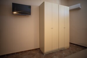 Apartamento, sacada, vista para o mar | Parte interna