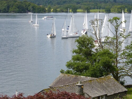 Romantic Boathouse on Lake Windermere