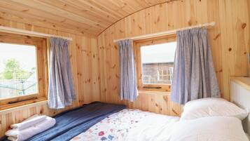 1 bedroom, free WiFi, individually decorated, individually furnished