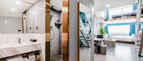 Luxury Loft, City View