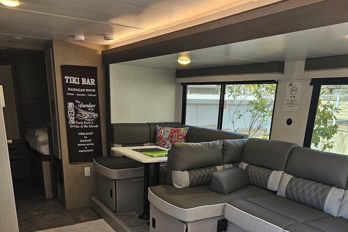 Mobile Home, Patio (Hauoli) | WiFi (free)