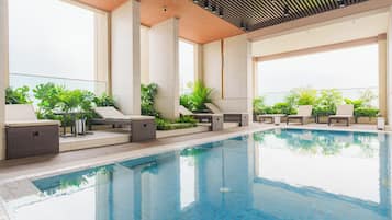 Una piscina techada