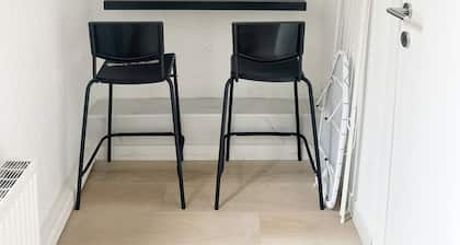 Charming Studio Steps from City Center