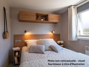 Room - Vrbo Property (Hostens)