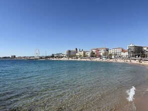 Beach - Central apartment with AC - 3 guests (Saint-Raphaël)