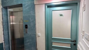 Unclassified image, 3 of 31, button - Raasaa Grand Rooms (Bengaluru)