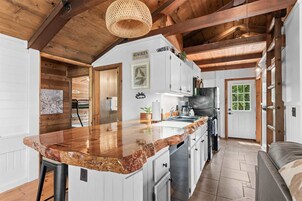 House, Multiple Beds, Patio, Garden View (Whispering Bass Lodge) | Interior