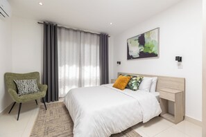 Apartment, 2 Schlafzimmer, Balkon | Bügeleisen/Bügelbrett, kostenloses WLAN