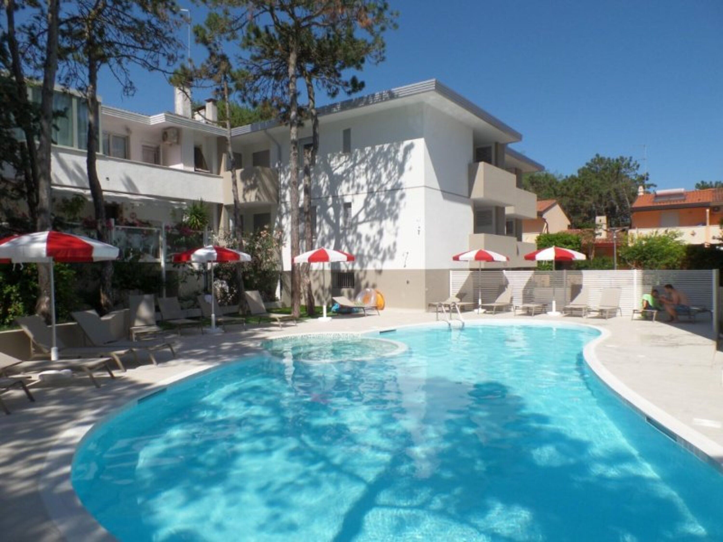 Udendørs pool